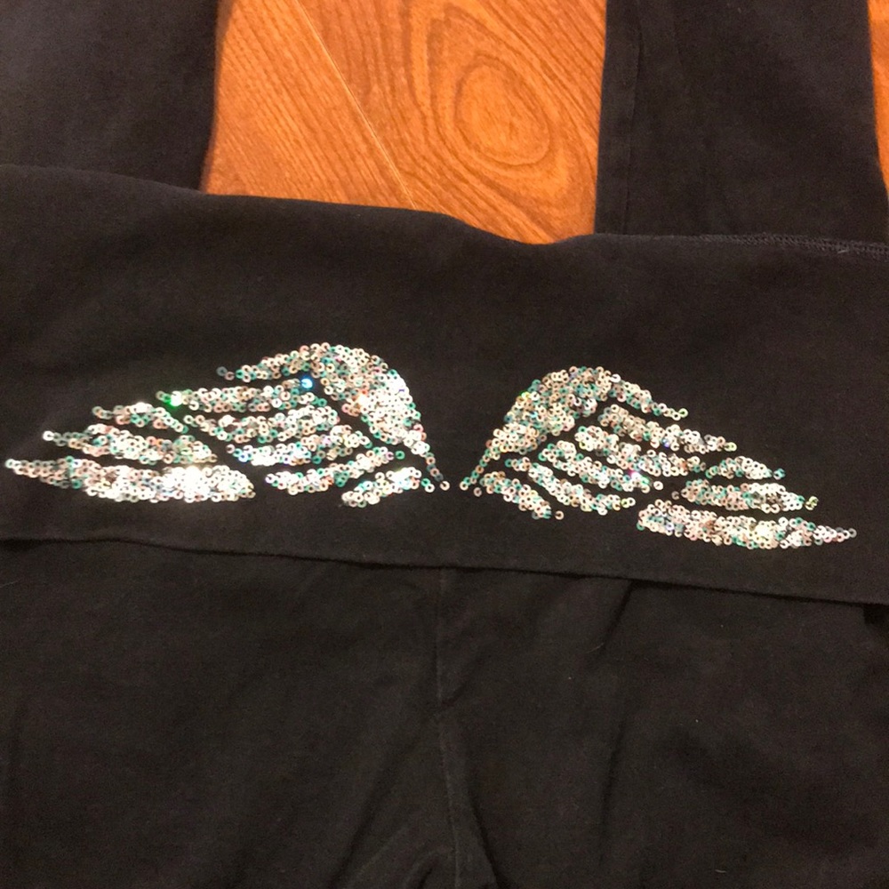 Victoria’s Secret yoga pants